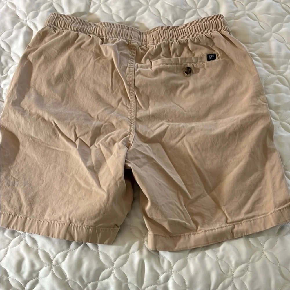GAP Beige Athletic Drawstring Shorts - Picture 3 of 7